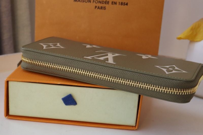 Louis Vuitton Wallets